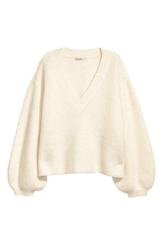 Chic classy cashmere sweater for the winter 