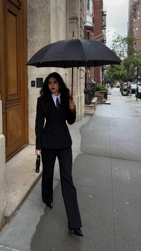 Classy business outfit idea