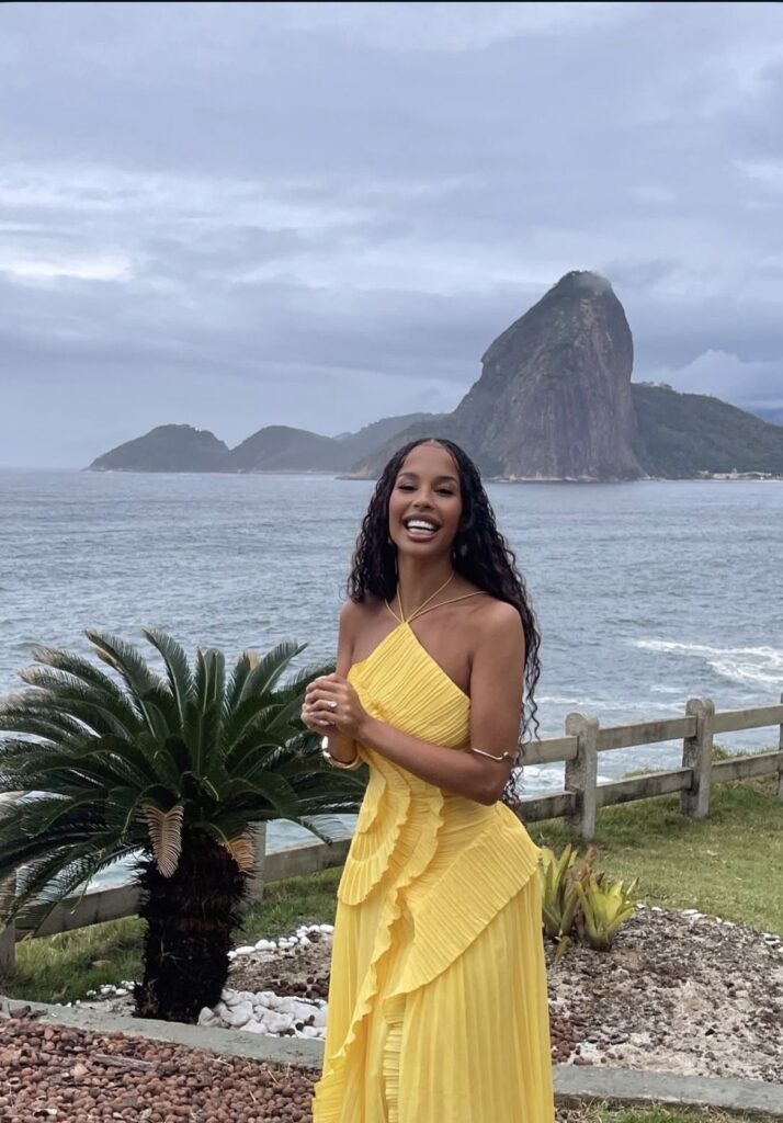 13 Classy Birthday Dinner Outfit Ideas for Women (Elegant & Feminine Looks) img 4395